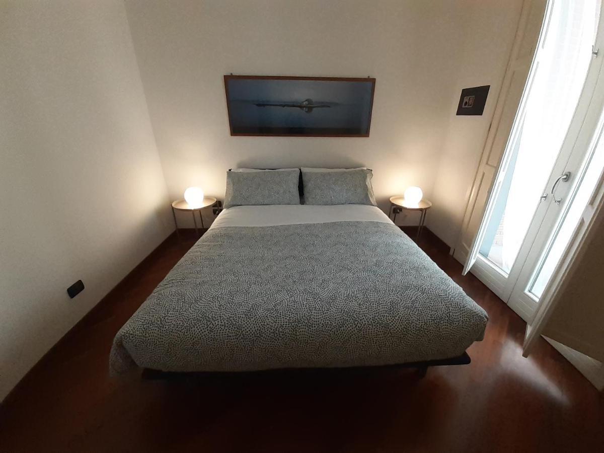Olimpia Apartment City Center Салерно Экстерьер фото